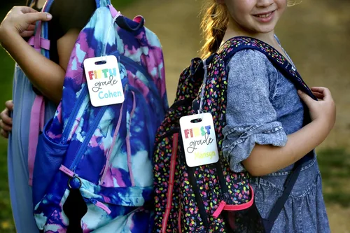 Miniatura 4 de Personalized Backpack Name Tag for Kid - First Day Gift for Boy Girl - Grade Level ID Badge (1st Grade)