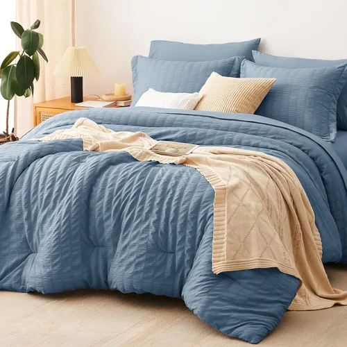 Miniatura 44 de CozyLux Juego de ropa de cama con edredón tamaño King Beige Seersucker de 7 piezas, juego de cama en una bolsa, con edredón, sábanas, fundas