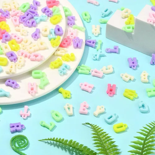 Miniatura 5 de LiQunSweet 1000 piezas de acrílico opaco con letras mixtas del alfabeto, dijes iniciales para aretes, collares, pulseras, llaveros, joyas