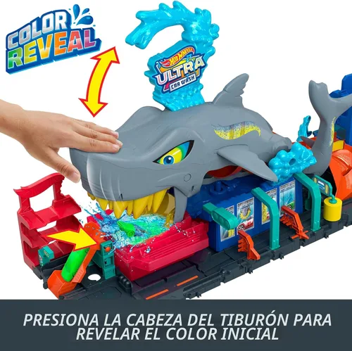 Miniatura 3 de Hot Wheels Juego de pistas de ciudad, lavado de autos Ultra Shark con vehículo de juguete de revelación de color a escala 1:64, función de cambio