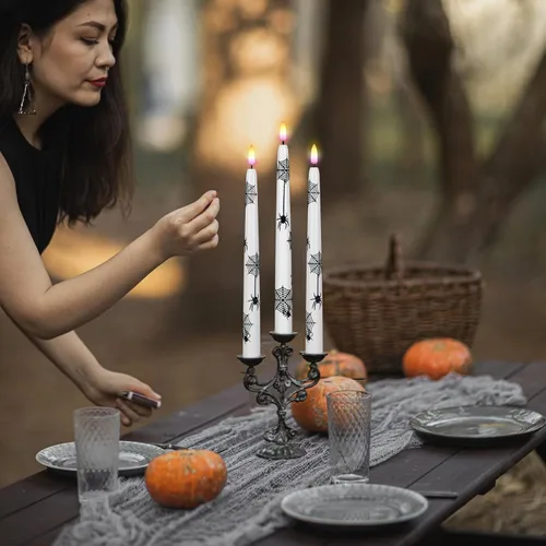 Miniatura 3 de Wondise Velas cónicas sin llama de Halloween con control remoto y temporizador, paquete de 4 velas LED parpadeantes de cera real con pilas de araña