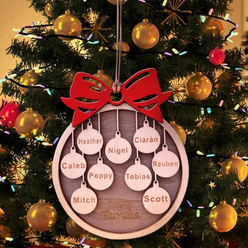 Miniatura 12 de Adorno de Navidad familiar personalizado 2023, adornos de madera para árbol de Navidad con cuerda pequeña, de 1 a 10 nombres personalizados