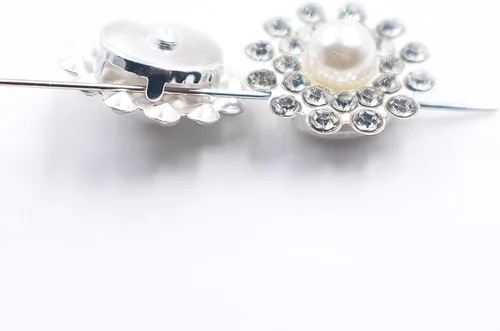 Miniatura 4 de 120pcs 0.551 in Girasol Perla Plata Cristales Botones Coser en Diamantes de Imitación para Ropa Tela Accesorios de Costura