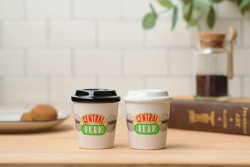 Miniatura 3 de Silver Buffalo Friends Central Perk To-Go - Salero de cerámica y pimentero