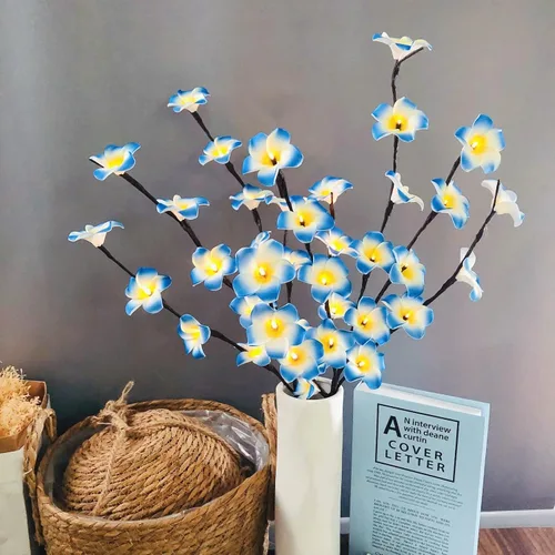 Miniatura 3 de Paquete de 2 ramas de flores artificiales de plumeria, ramo de berenjena ligera falsa Frangipani para decoración romántica del hogar (azul)