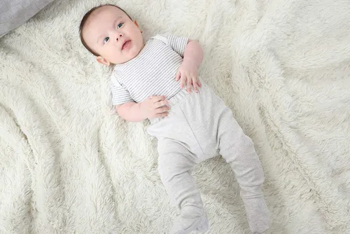 Miniatura 3 de O2 BABY Pantalones deportivos unisex de algodón orgánico para bebé, paquete de 3 unidades, leggings para recién nacidos