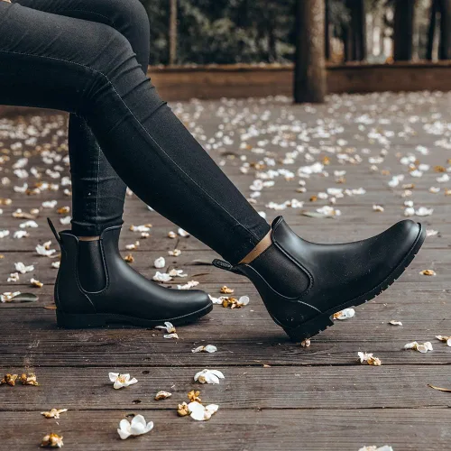 Miniatura 6 de DKSUKO Botas de lluvia cortas para mujer, botas de jardín impermeables de goma, botas elásticas sin cordones, botas Chelsea a la moda, zapatos