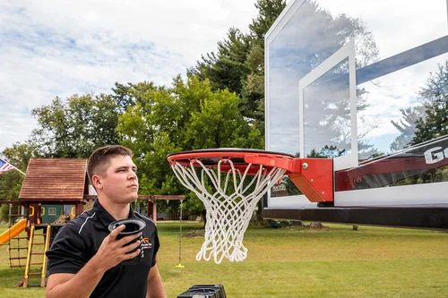Miniatura 18 de Goalrilla El bloqueador de llantas de baloncesto protege tu aro con un sistema de bloqueo, color negro