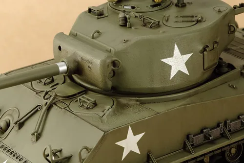 Miniatura 8 de Kit de Modelo de Tanque Mediano M4A3E8 Sherman de Tamiya 35346 1/35