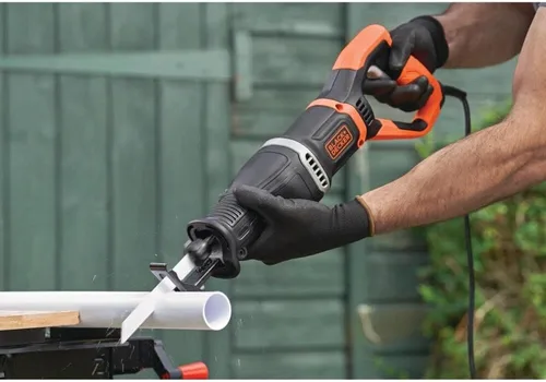 Miniatura 8 de BLACK+DECKER Sierra recíproca eléctrica de 7 amperios con soporte de rama extraíble (BES301K)