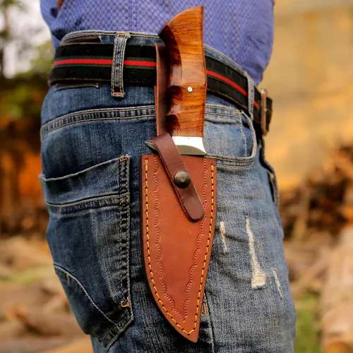 Miniatura 5 de Cuchillo de caza de Damasco hecho a mano con funda de piel Ideal para despellejado, camping, senderismo, actividades al aire libre Cuchillo