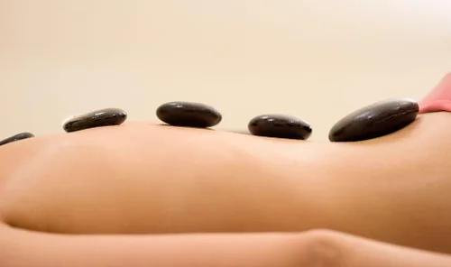 Miniatura 6 de Juego de 6 piedras de masaje caliente con basalto natural, cálidas, para masaje de spa, 2.36 x 3.14 pulgadas (2.4 x 3.1 in), 2 Negro