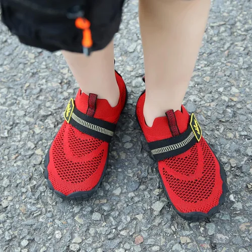 Miniatura 6 de UBFEN Zapatos de agua para niños y niñas, de secado rápido, ligeros, calcetines acuáticos para niños pequeños y grandes, zapatos de natación