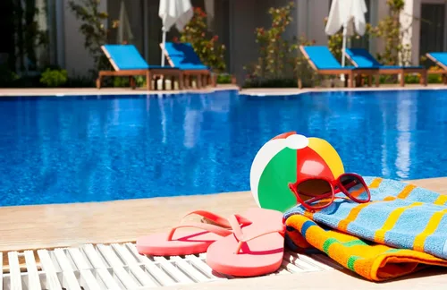 Miniatura 7 de Paquete de fiesta de pelotas de playa inflables coloreadas en arco iris de 12 pulgadas, juguetes para fiesta, playa o piscina (paquete de 12)