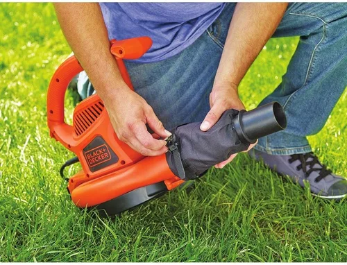 Miniatura 7 de BLACK+DECKER Soplador eléctrico de hojas, 7 amperios con accesorio limpiador de canalones de conexión rápida (LB700 y BZOBL50)