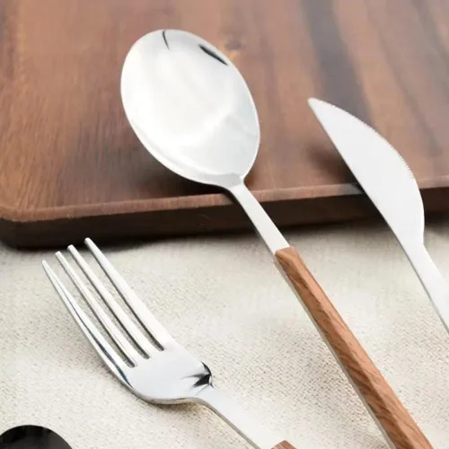 Miniatura 3 de Juego de cubiertos de 20 piezas con mango de madera para cubiertos de acero inoxidable 4,18/10, juego de cocina para comer en casa para vajilla