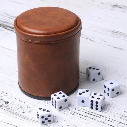 Miniatura 5 de Juego de dados de piel sintética marrón, coctelera de dados forrada de fieltro con 6 dados para juego Liars Farkle Yahtzee, paquete de 2