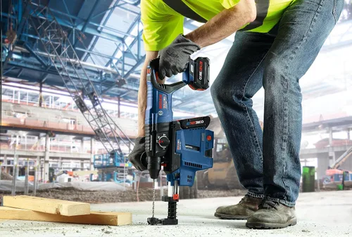 Miniatura 10 de BOSCH Kit extractor de polvo móvil GDE18V-26DB15 SDS-plus® Bulldog™ con (1) batería de alimentación avanzada CORE18V® de 4 Ah