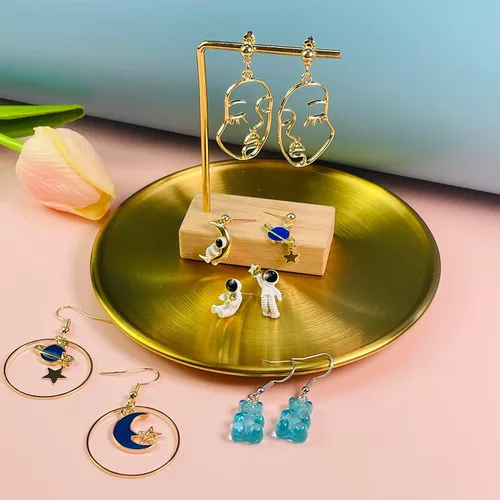 Miniatura 3 de 24 pares de aretes colgantes extraños para mujeres y niñas planeta astronauta luna y estrellas oso de dinosaurio piruleta pez fresa hongo flores