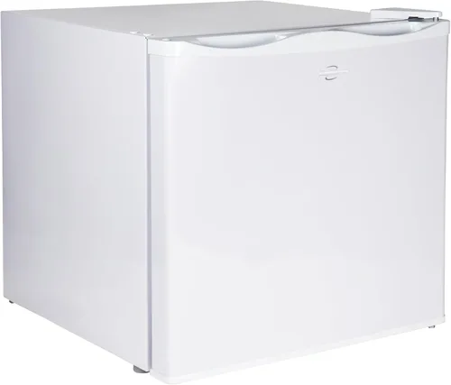 Koolatron Congelador vertical blanco de 1.2 pies cúbicos de capacidad, 1 estante con cable, listo para garaje, almacenamiento de carne,