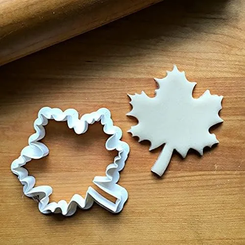 Miniatura 3 de Sweet Prints Inc Maple Leaf (outline) Cookie Cutter - Dishwasher Safe (XS - 2")