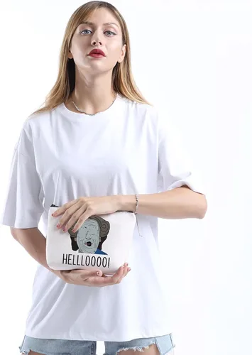 Miniatura 5 de XYANFA Bolsa de maquillaje inspirada en la señora D de los años 90, regalo de película divertida para abuela, bolsa con cremallera para fanáticos