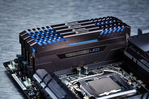 Miniatura 3 de Corsair Vengeance LED de 16GB (2x8GB) DDR4 3000 (PC4-24000) C15 para sistemas DDR4 - memoria para computadora LED azul (CMU16GX4M2C3000C15B)