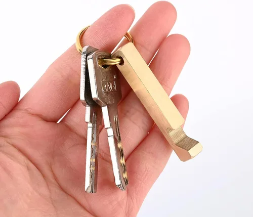 Miniatura 4 de HN05 - Llavero de latón macizo con abrebotellas de cerveza con llaveros de latón, regalos de bar para hombres, marido, papá, novio (2 unidades)