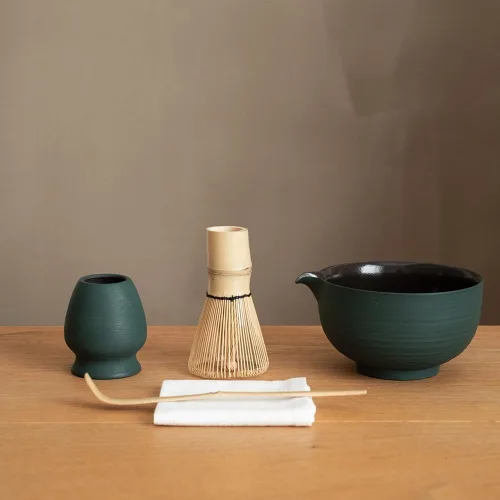Miniatura 10 de Juego de 6 batidores japoneses de matcha, hecho a mano con cuenco (chawan), batidor de bambú (Chasen) y soporte, cuchara, tamiz y toalla de té, kit