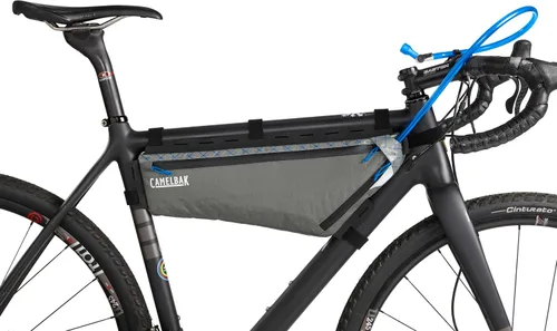 Miniatura 8 de CamelBak M.U.L.E. Bikepacking - Paquete de marcos triangulares impermeables con depósito de hidratación rápida de 2 litros, almacenamiento seguro