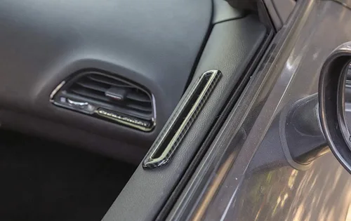 Miniatura 2 de GZXinWei Cubierta de salida de aire de puerta interior de fibra de carbono para Dodge Challenger 2015-2020 2021 2022 2023 Adhesivo para panel