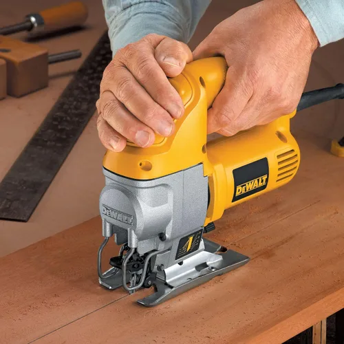 Miniatura 8 de DEWALT Sierra de calar, mango superior, 5.5 amperios, con cable (DW317K), color amarillo