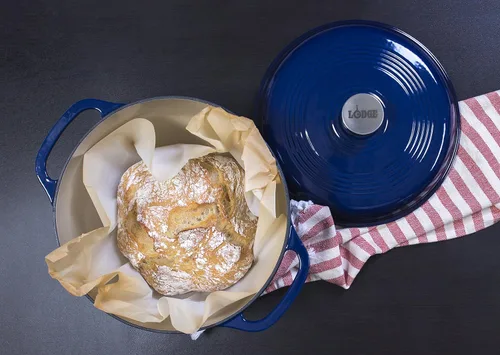 Miniatura 4 de Lodge - Horno holandés esmaltado, 6 cuartos de galón, sartén de hierro fundido, índigo y esmaltado, 8 pulgadas, trébedes índigo