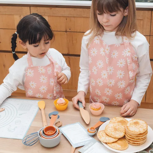 Miniatura 7 de ZICOTO Delantal para Niños para Niñas y Niños - Delantal de Niño Pequeño con Bolsillo para Cocinar, Hornear y Manualidades - Regalo de Navidad