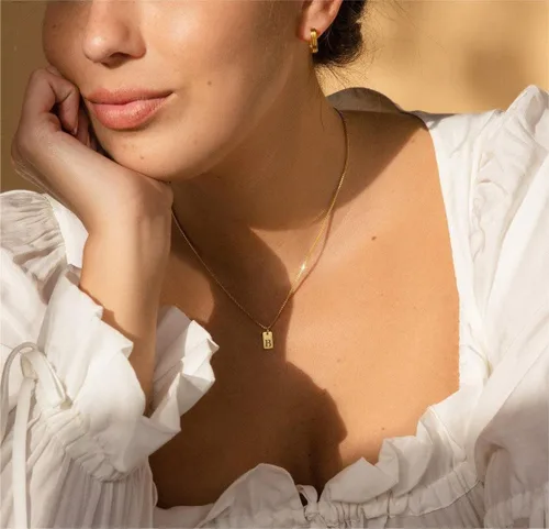 Miniatura 4 de Collares de oro con inicial para mujer, delicado collar de letra de oro de 14 quilates, collar con colgante de oro de 14 quilates, collar