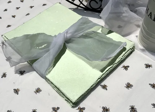 Miniatura 5 de Wanderings Papel en Blanco Hecho a Mano con Borde Barnizado Verde - 4x6 - Juego de 50 - Papel para Acuarela/Medios Mixtos - Invitaciones Save The