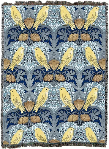 Miniatura 4 de Pure Country Weavers C.F.A. Voysey - Manta azul con diseño de pájaros y bayas, para manualidades y manualidades, manta tejida de algodón, fabricada