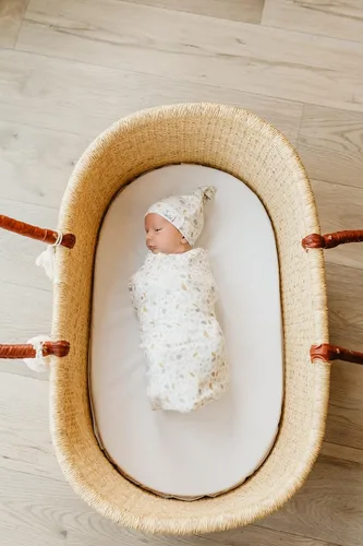 Miniatura 73 de Copper Pearl Gorro de bebé con nudo superior elástico suave Millie