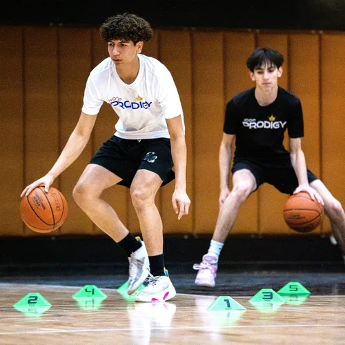 Miniatura 2 de GoSports Conos deportivos modernos, paquete de 12 con conos numerados, ideales para fútbol, baloncesto, fútbol y más