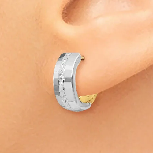 Miniatura 3 de Aretes de aro con bisagras texturizadas en dos tonos de 14 quilates (0.472 in x 0.512 in), Oro blanco