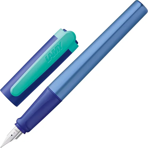 Miniatura 11 de LAMY nexx azure - Pluma estilográfica con empuñadura antideslizante y punta de acero pulido en tamaño M - cuerpo triangular de aluminio - incluyendo