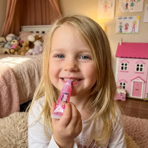 Miniatura 6 de Barbie - Paquete de 3 brillos de labios hidratantes con bolso, juego de maquillaje para niñas, perfecto para fiestas, fiestas de pijamas y regalos