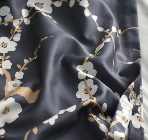 Miniatura 3 de Eikei Juego de 3 piezas de ropa de cama de algodón de 3 piezas con estampado de ramas florales de cerezo rojo cerezo estilo oriental japonés