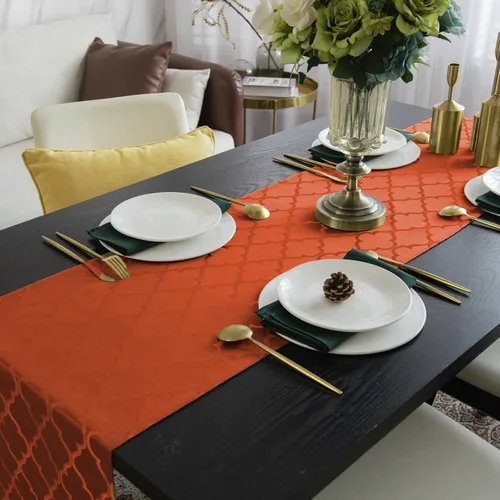 Miniatura 17 de Joyfol Day Caminos de Mesa de Navidad, Impermeable Jacquard Verde Flor de Pascua Camino de Mesa para Navidad Vacaciones Invierno Festival Cocina