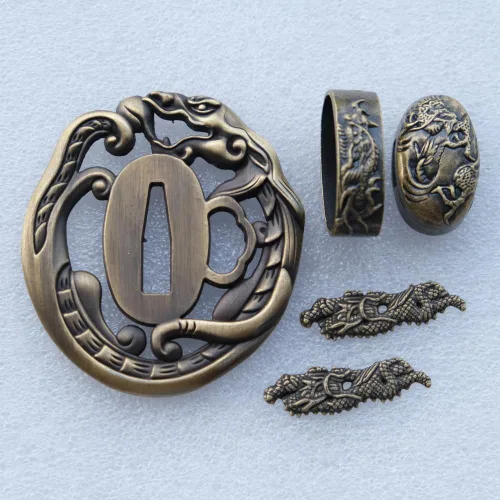 Miniatura 51 de Espada samurái japonesa KOSHIRAE – TSUBA FUCHI KASHIRA MENUKI 68-100