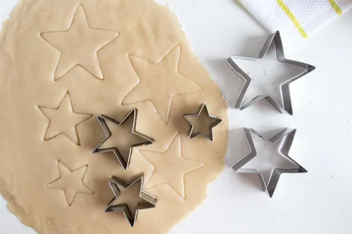 Miniatura 8 de Fox Run Cortadores de galletas de estrella de acero inoxidable, juego de 5 cortadores en forma de estrella
