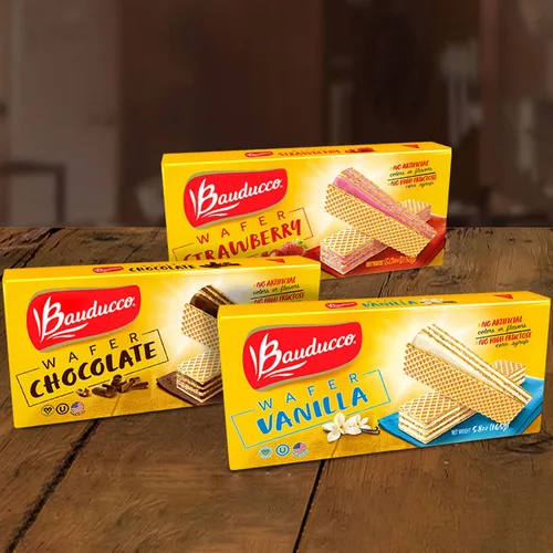 Miniatura 2 de Bauducco Galletas de oblea, enriquecidas con chocolate, vainilla y fresa, deliciosas y crujientes obleas - 3 capas cremosas - Ideal para aperitivos