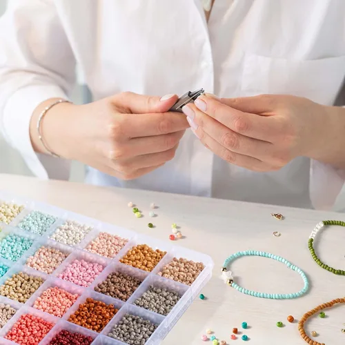 Miniatura 4 de TEXGIZRLY Cuentas de semillas de vidrio de 3 mm para hacer joyas, kit de fabricación de pulseras de amistad para niñas y adultos, kit de cuentas