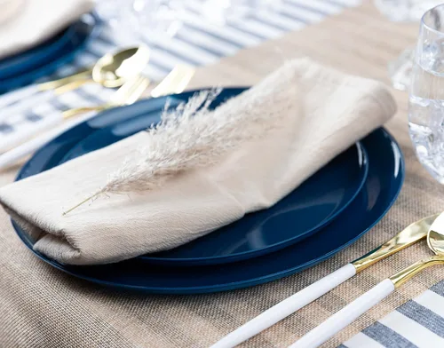 Miniatura 5 de [30 unidades de 8.6 pulgadas] Platos de fiesta de plástico azul oscuro Colección Edge Collection Premium pesado elegante vajilla desechable