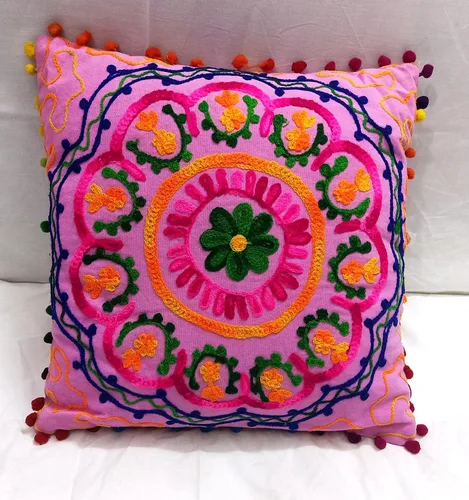 INDACORIFY Hermosas fundas de cojín bordadas Suzani coloridas de 16 x 16 pulgadas, funda de almohada decorativa, cojines indios con pompones para